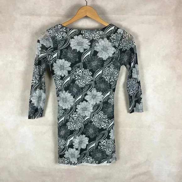 CAbi Classic Vintage Black/White Floral Nylon Mesh Top Size SMALL - Picture 5 of 5